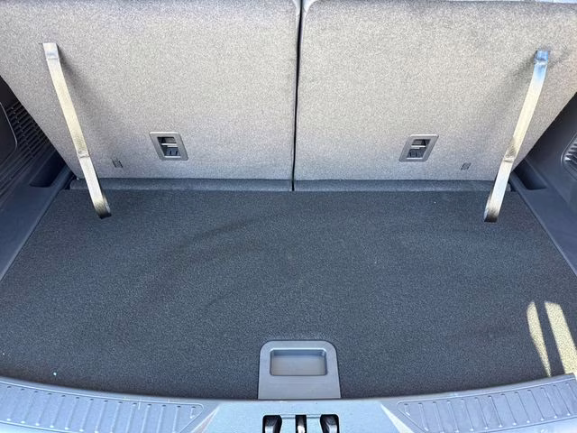 2026 Gray Metallic Ford Explorer Active RWD SUV