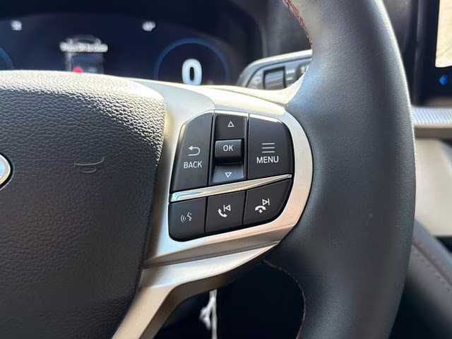 2026 Gray Metallic Ford Explorer Active RWD SUV