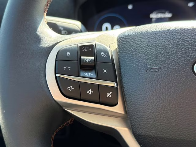 2026 Gray Metallic Ford Explorer Active RWD SUV