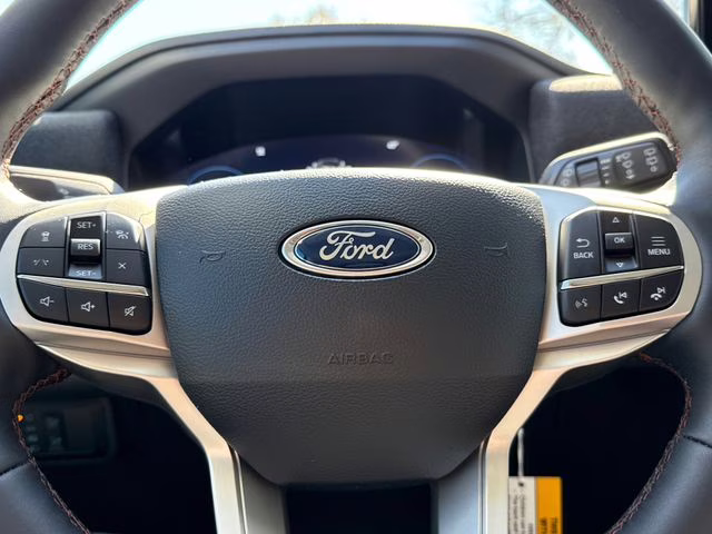 2026 Gray Metallic Ford Explorer Active RWD SUV