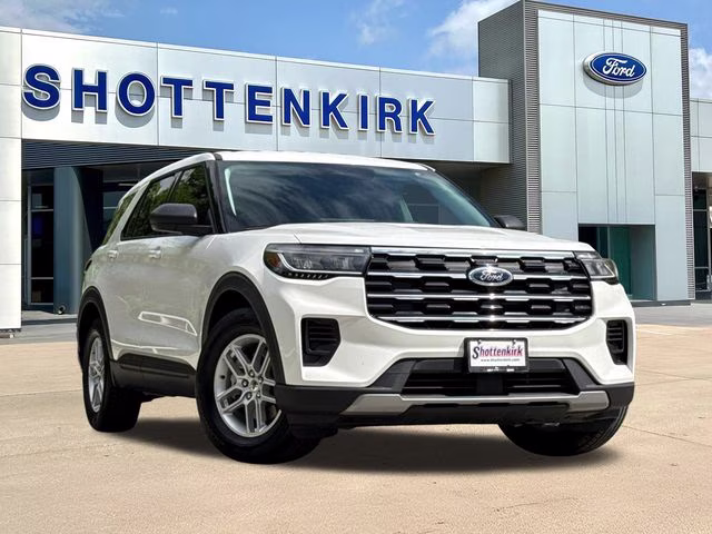 2026 White Metallic Ford Explorer Active RWD SUV