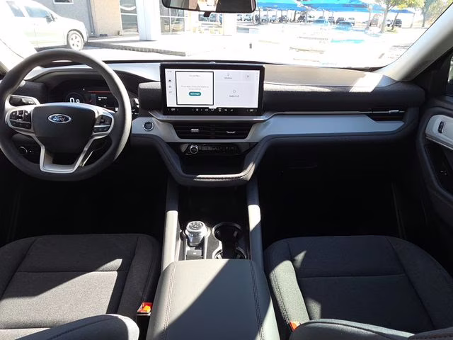 2026 White Metallic Ford Explorer Active RWD SUV