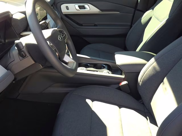 2026 White Metallic Ford Explorer Active RWD SUV