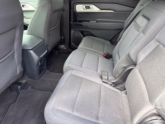 2026 White Metallic Ford Explorer Active RWD SUV