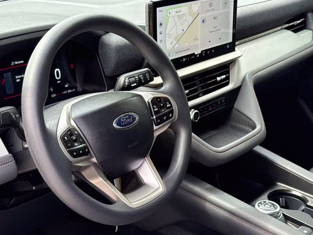 2026 White Metallic Ford Explorer Active RWD SUV