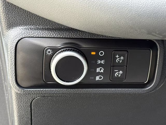 2026 White Metallic Ford Explorer Active RWD SUV