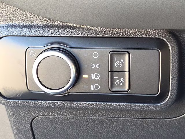 2026 White Metallic Ford Explorer Active RWD SUV