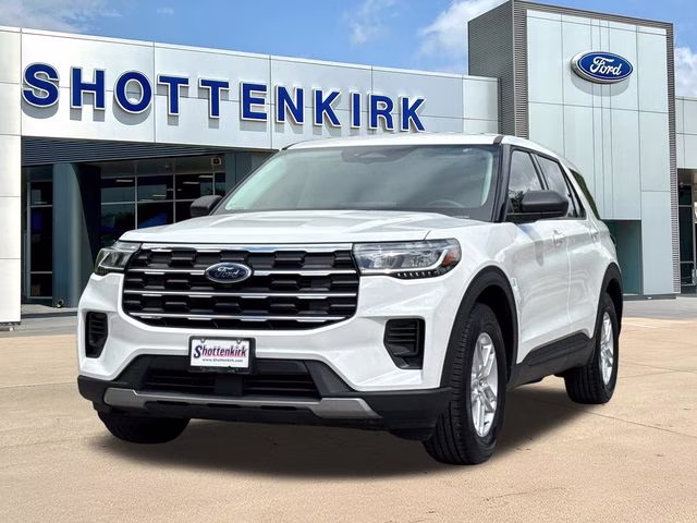 2026 White Metallic Ford Explorer Active RWD SUV