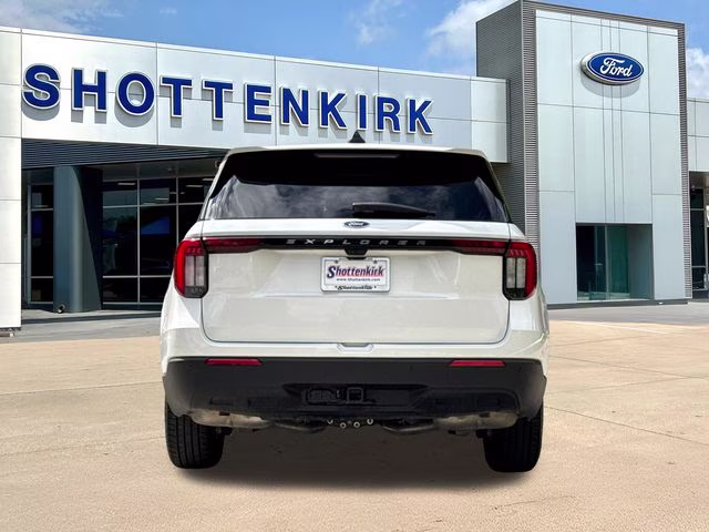2026 White Metallic Ford Explorer Active RWD SUV