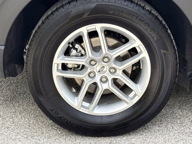2026 White Metallic Ford Explorer Active RWD SUV