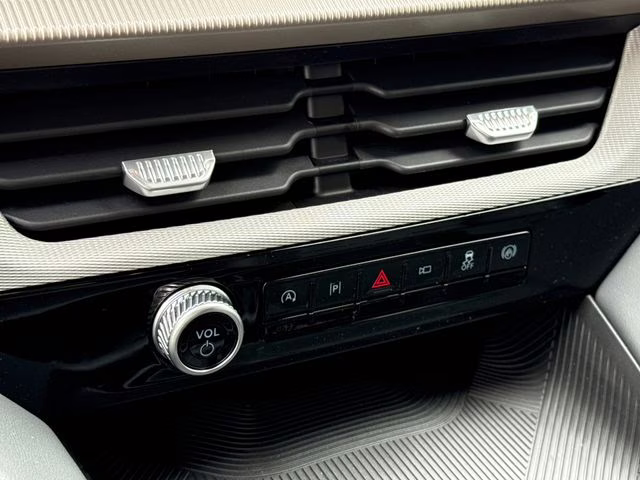 2026 Gray Metallic Ford Explorer Active RWD SUV