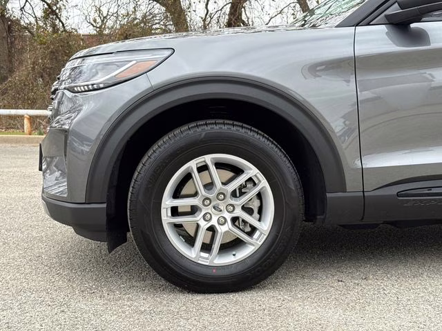 2026 Gray Metallic Ford Explorer Active RWD SUV
