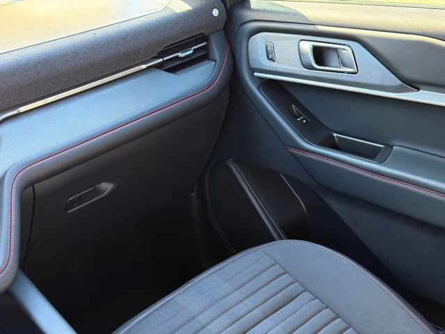 2026 Gray Metallic Ford Explorer ST-Line RWD SUV