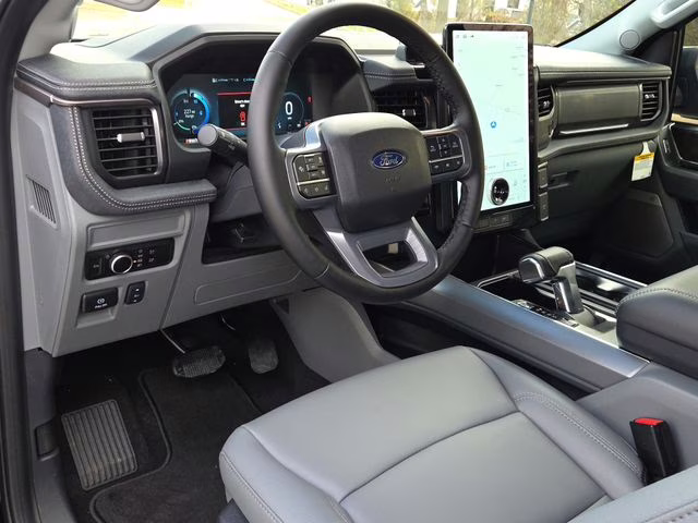 2025 Black Metallic Ford F-150 Lightning Flash AWD Truck