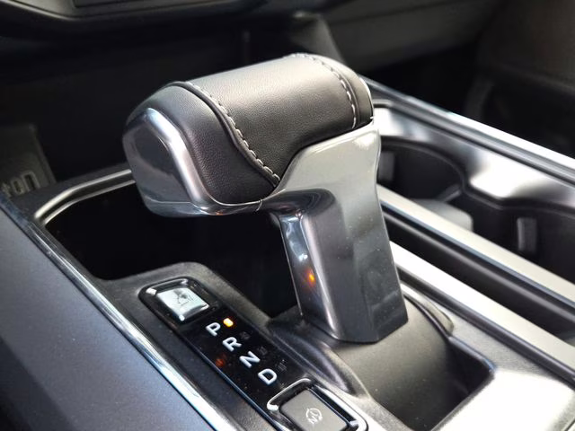 2025 Black Metallic Ford F-150 Lightning Flash AWD Truck