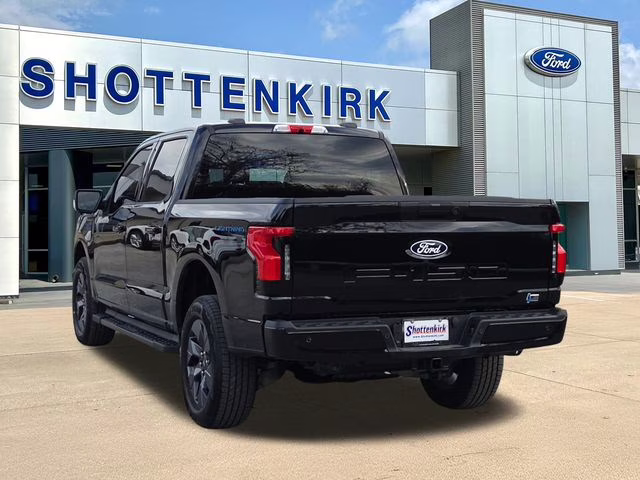 2025 Black Metallic Ford F-150 Lightning Flash AWD Truck