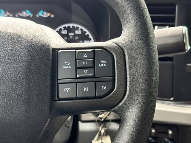 2026 Oxford White Ford Super Duty F-250 SRW XL 4X4 Truck