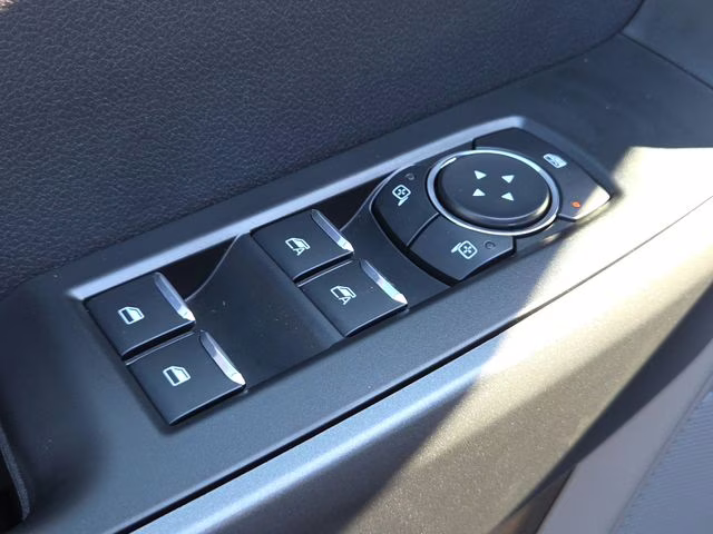 2026 Black Metallic Ford Super Duty F-250 SRW XLT 4X4 Truck