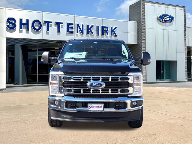 2026 Black Metallic Ford Super Duty F-250 SRW XLT 4X4 Truck