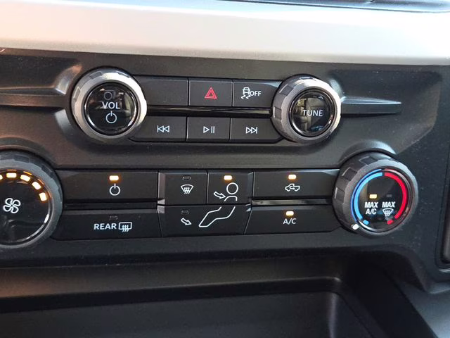 2026 Black Metallic Ford Super Duty F-250 SRW XLT 4X4 Truck