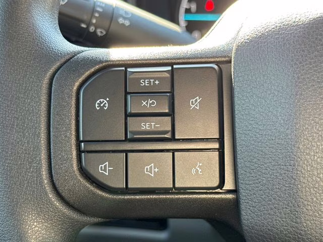 2026 Oxford White Ford Super Duty F-250 SRW XL 4X4 Truck