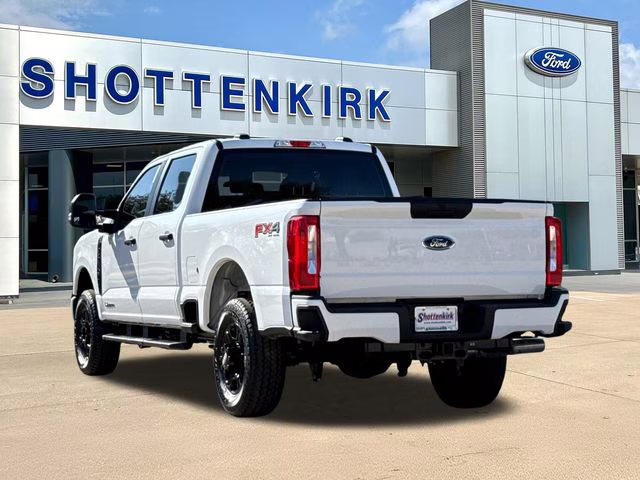 2026 Oxford White Ford Super Duty F-250 SRW XL 4X4 Truck
