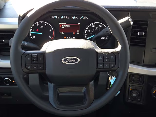 2026 Oxford White Ford Super Duty F-250 SRW XL 4X4 Truck