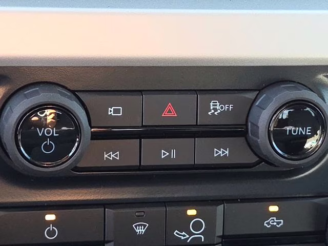 2026 Oxford White Ford Super Duty F-250 SRW XL 4X4 Truck