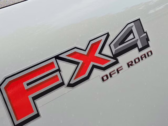 2026 Avalanche Ford Super Duty F-250 SRW Platinum 4X4 Truck