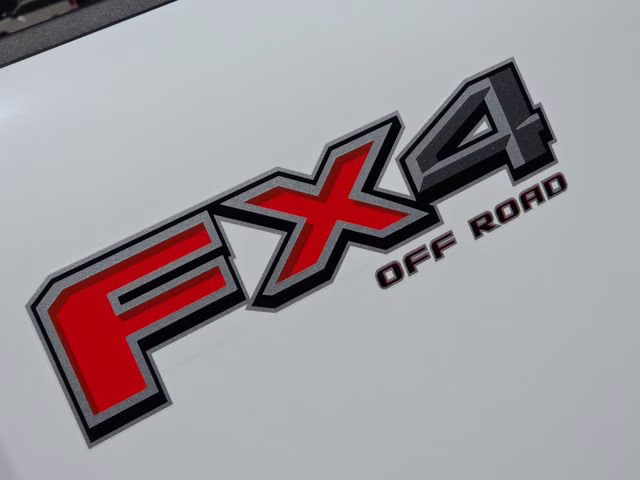 2026 Oxford White Ford Super Duty F-250 SRW XLT 4X4 Truck