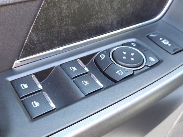 2026 Oxford White Ford Super Duty F-250 SRW XLT 4X4 Truck