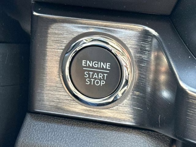 2026 Gray Metallic Ford Super Duty F-250 SRW Lariat 4X4 Truck