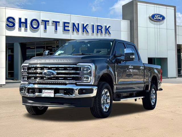 2026 Gray Metallic Ford Super Duty F-250 SRW Lariat 4X4 Truck