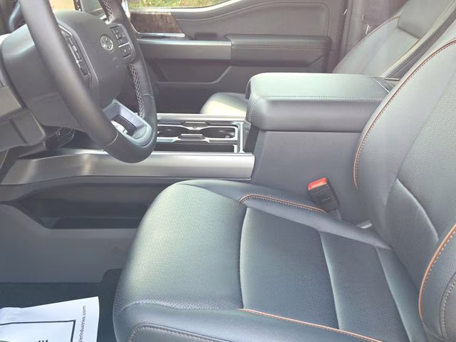 2026 Black Metallic Ford Super Duty F-250 SRW Lariat 4X4 Truck