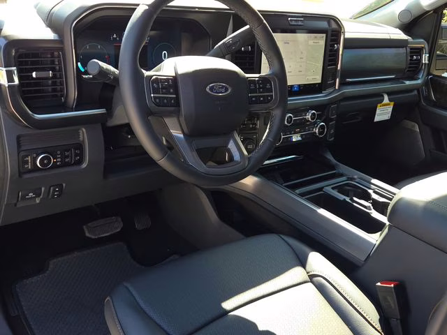 2026 White Metallic Ford Super Duty F-250 SRW Lariat 4X4 Truck