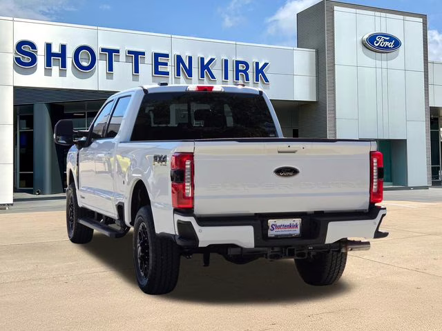 2026 White Metallic Ford Super Duty F-250 SRW Lariat 4X4 Truck