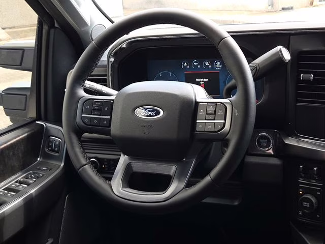 2026 White Metallic Ford Super Duty F-250 SRW Lariat 4X4 Truck