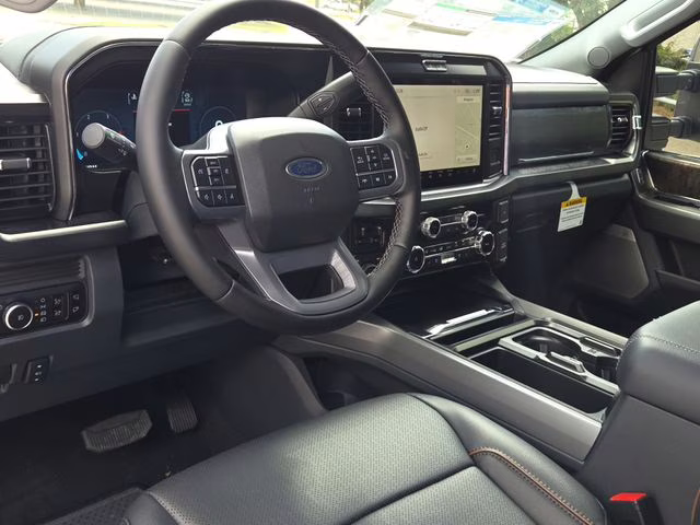 2026 White Metallic Ford Super Duty F-250 SRW Lariat 4X4 Truck