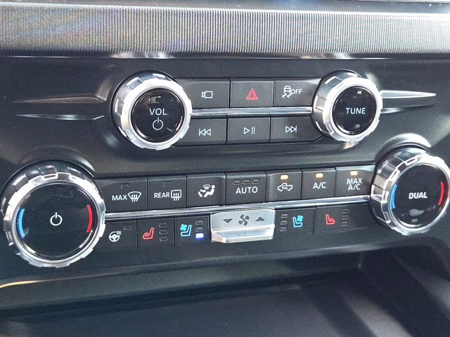 2026 Black Metallic Ford Super Duty F-350 SRW Platinum 4X4 Truck