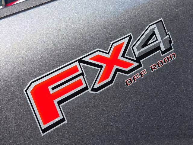 2026 Gray Metallic Ford Super Duty F-350 SRW Lariat 4X4 Truck