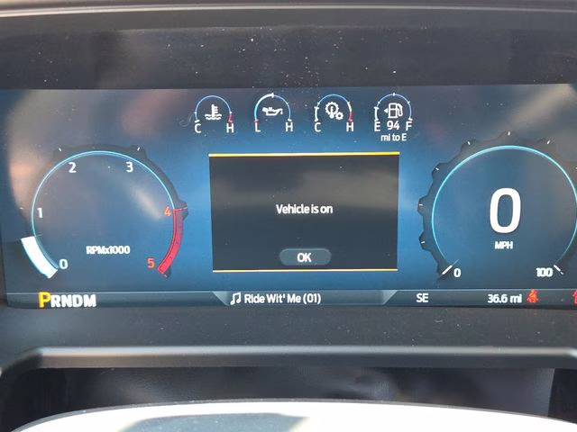 2026 Gray Metallic Ford Super Duty F-350 SRW Lariat 4X4 Truck