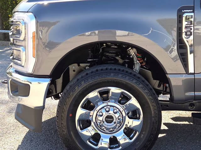 2026 Gray Metallic Ford Super Duty F-350 SRW Lariat 4X4 Truck