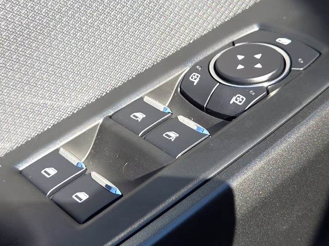 2025 Oxford White Ford F-150 STX 4X4 Truck