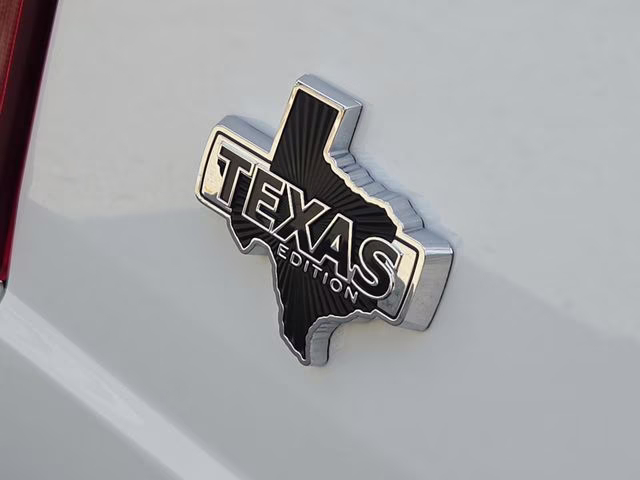 2026 Oxford White Ford F-150 XLT 4X4 Truck