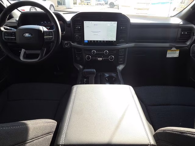 2026 Oxford White Ford F-150 XLT 4X4 Truck