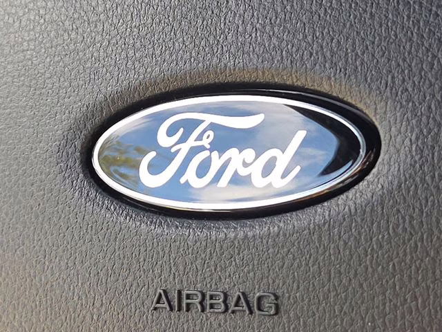 2026 Oxford White Ford F-150 XLT 4X4 Truck