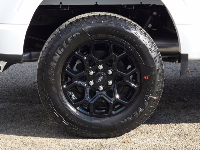 2026 Oxford White Ford F-150 XLT 4X4 Truck