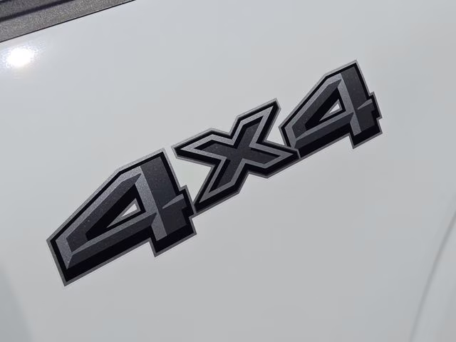 2025 Oxford White Ford F-150 XLT 4X4 Truck