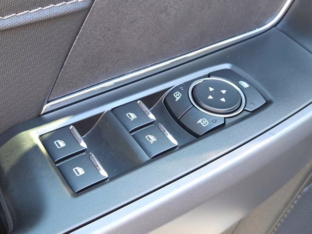 2025 Oxford White Ford F-150 XLT 4X4 Truck