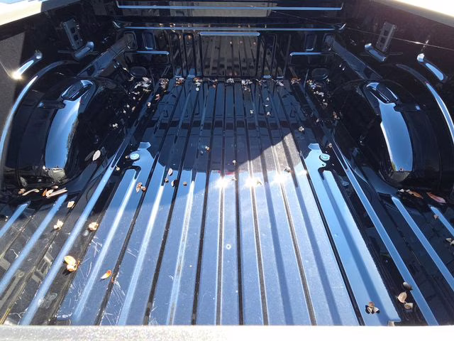 2025 Black Metallic Ford F-150 Lariat 4X4 Truck